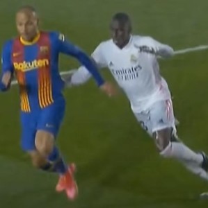 九游官网app下载-科曼赛后坚称点球没判到底是不是耍赖？