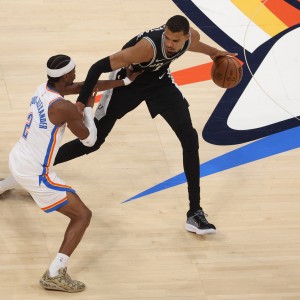 NBA彩经：雷霆大胜马刺强势晋级